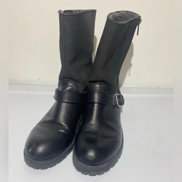 Black Leather Mid-Calf Boots - Picture 3 of 5